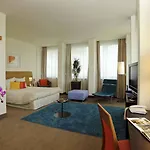 Hotel Novotel Danube