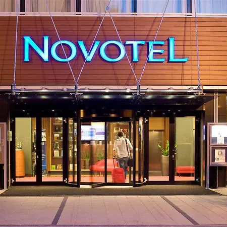 Novotel Danube 4*