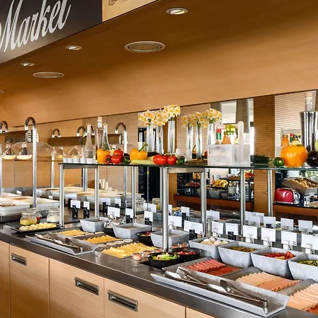 Novotel Danube 4*