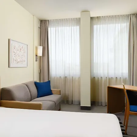 Hotel Novotel Danube