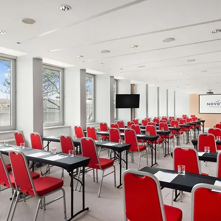 Hotel Novotel Danube 4*