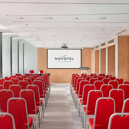 Novotel Danube 4*