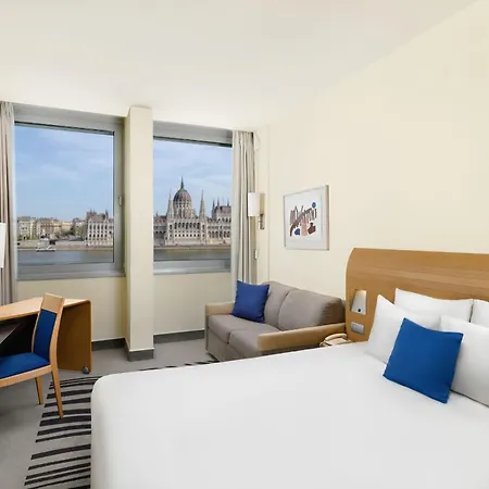 布达佩斯诺富特多瑙河酒店