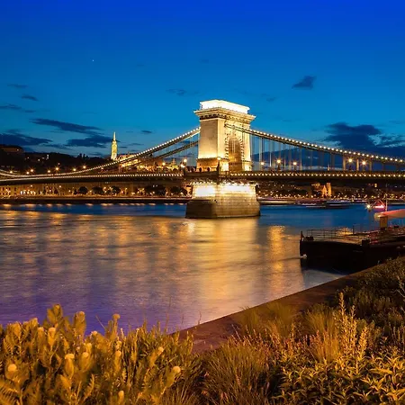 Novotel Danube Hotel 4*