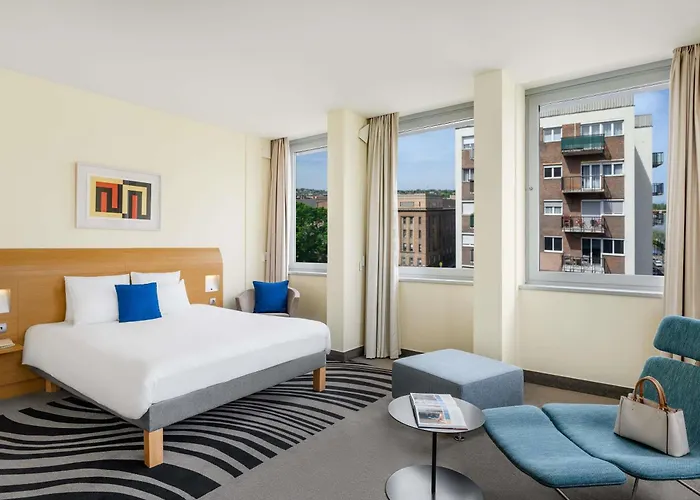 מלון Novotel Danube