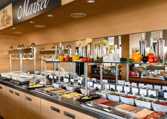 מלון Novotel Danube