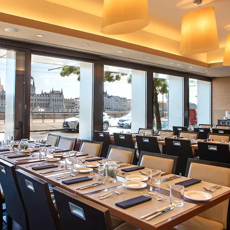 Novotel Danube Szálloda