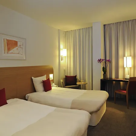 Novotel Danube 4*