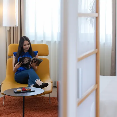 Hotel Novotel Danube 4*