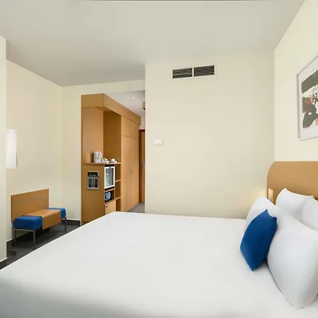 Novotel Danube 4*