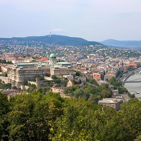 Hotel Novotel Danube