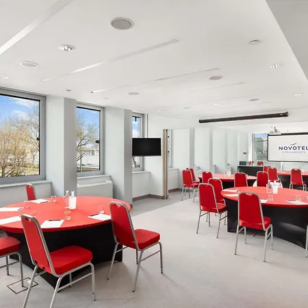 Hotel Novotel Danube 4*