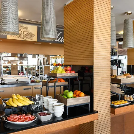 Novotel Danube Будапешт