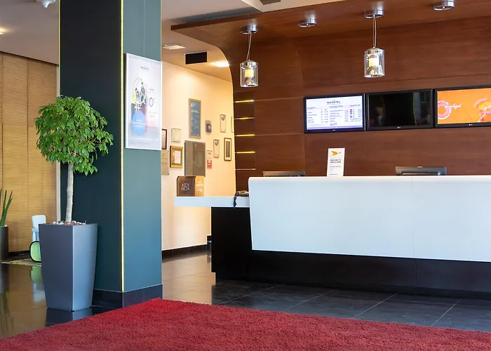 Ξενοδοχείο Novotel Danube 4*