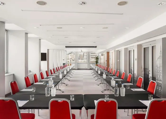 Hotel Novotel Danube