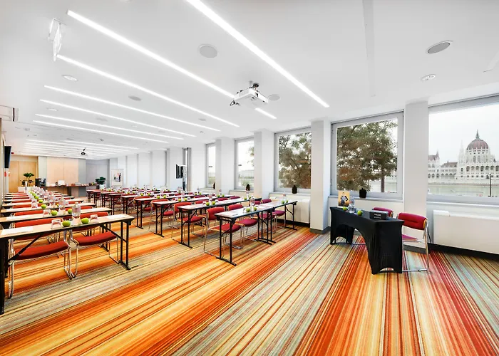 Novotel Danube 4*