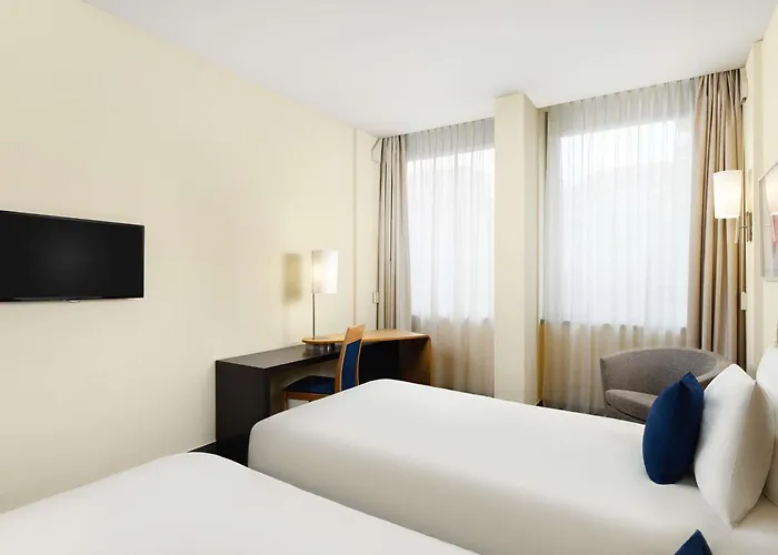 Hotel Novotel Danube