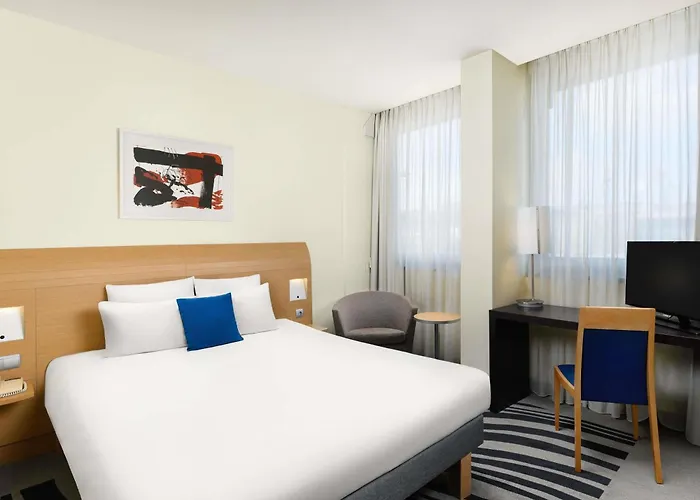 Hotel Novotel Danube 4*