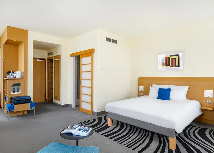 Novotel Danube Hotel 4*